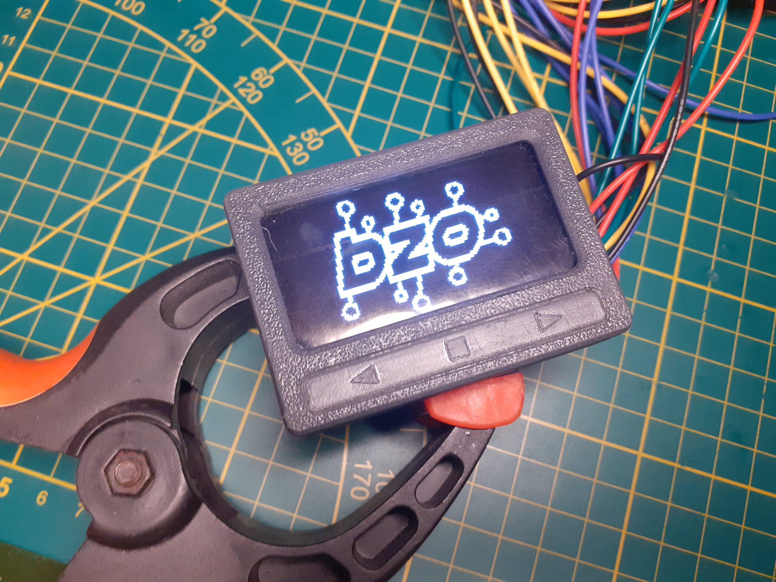 Ecran OLED multifonctions – Image 2